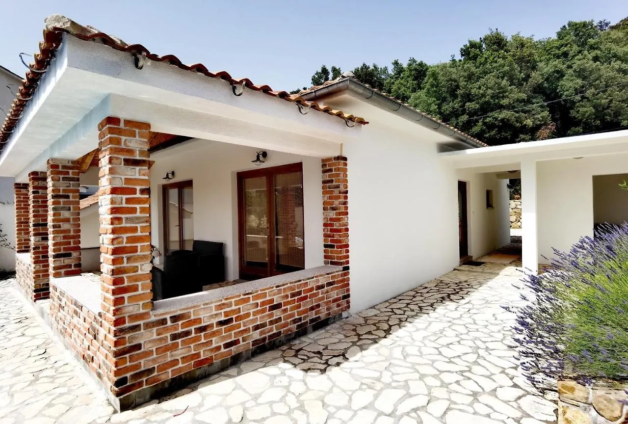 Holiday Homes Sintija Kampor