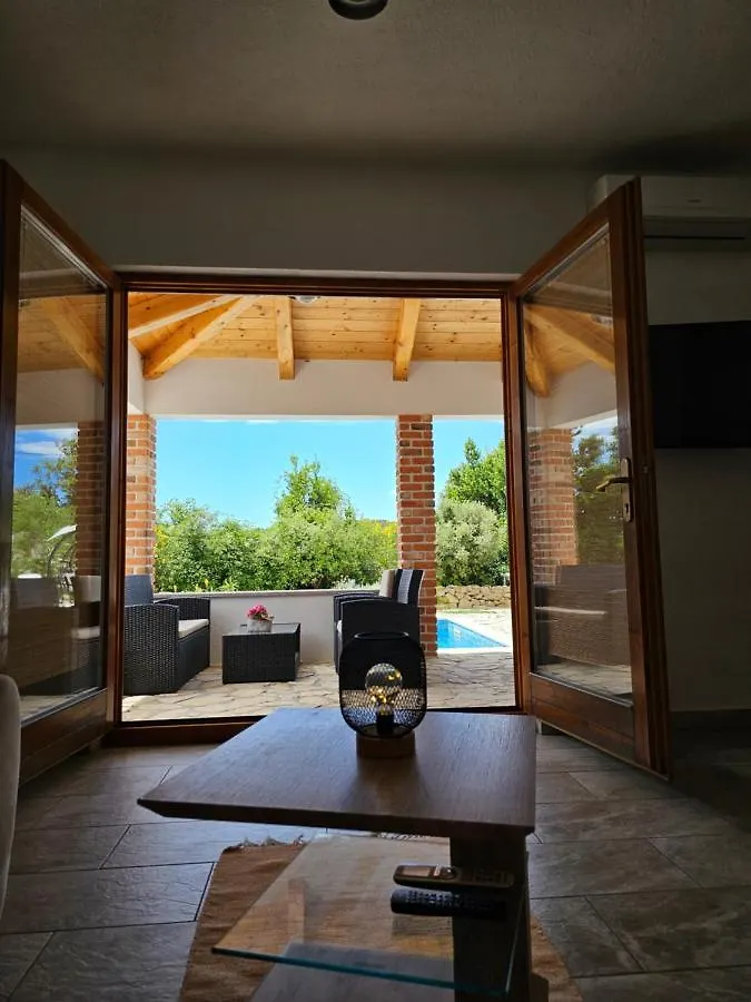 Holiday Homes Sintija Kampor